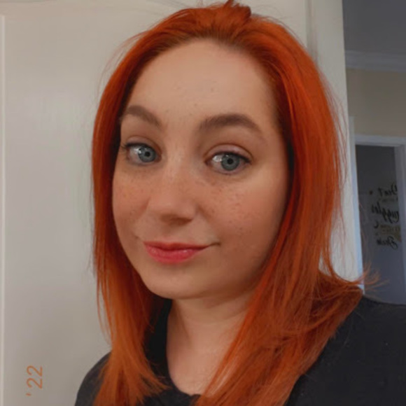 Meet your Posher, Sophie - Picture 1 of 1